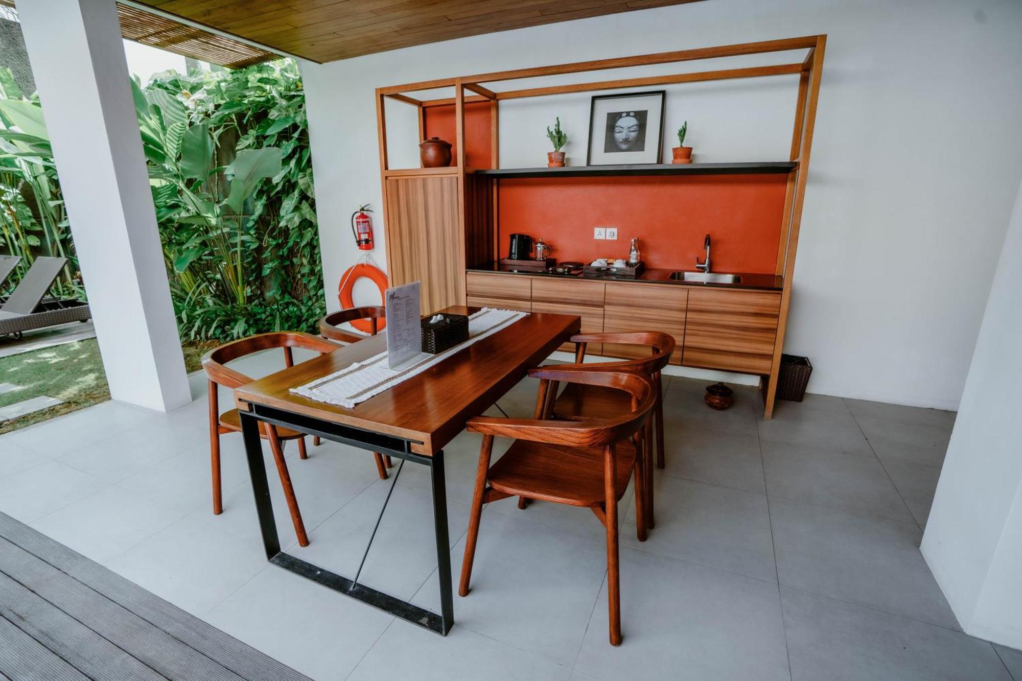 Abia Villa Legian Exteriör bild