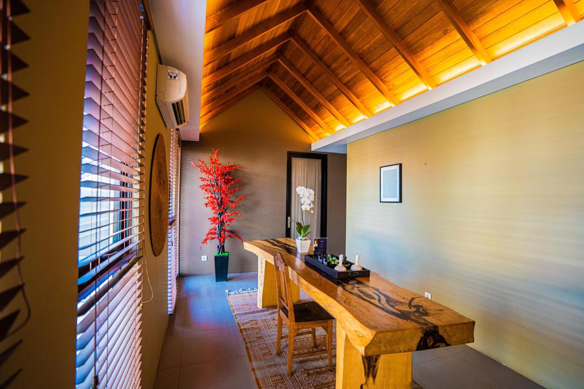 Abia Villa Legian Exteriör bild